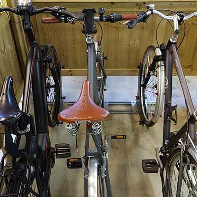 Schienensystem mit Bodenparkern